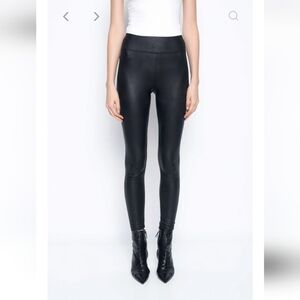 Picadilly Canada shimmer leggings size small NWT